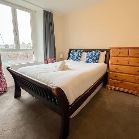 Convenient 2Br Flat Gorgie Edinburgh Apartment ภายนอก รูปภาพ