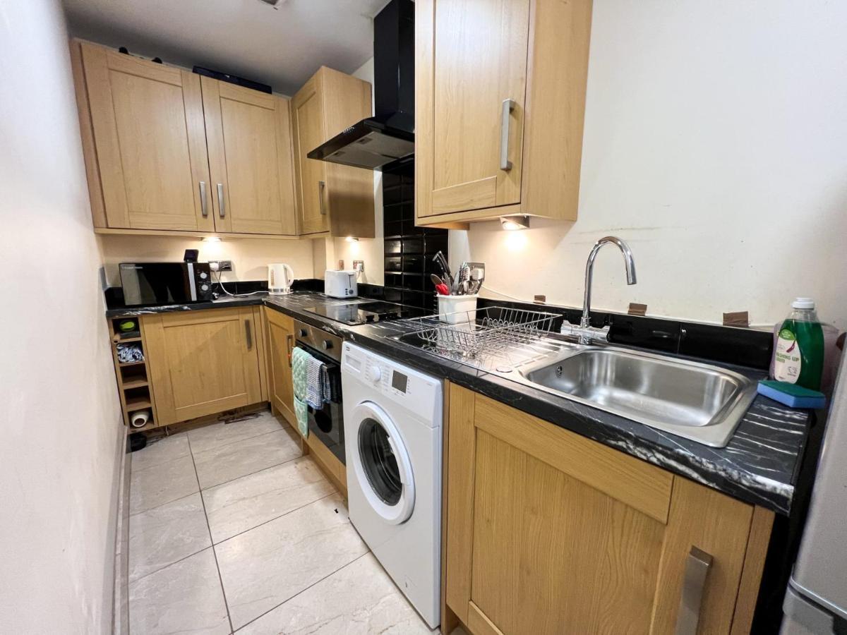 Convenient 2Br Flat Gorgie Edinburgh Apartment ภายนอก รูปภาพ
