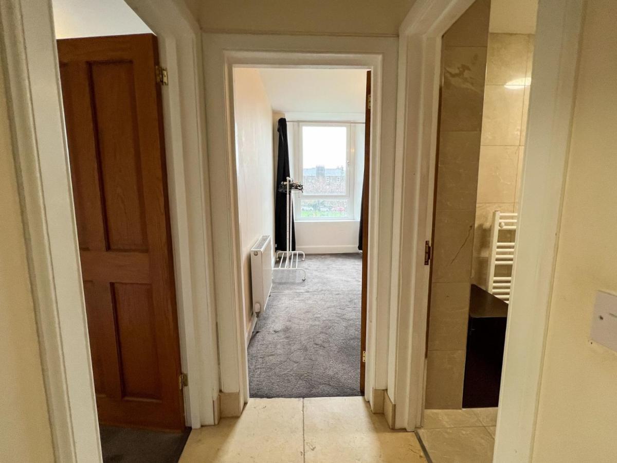 Convenient 2Br Flat Gorgie Edinburgh Apartment ภายนอก รูปภาพ