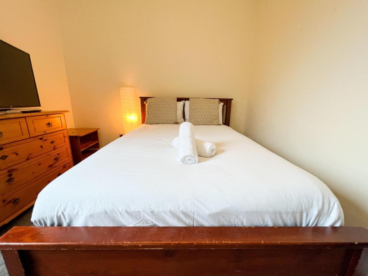 Convenient 2Br Flat Gorgie Edinburgh Apartment ภายนอก รูปภาพ